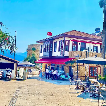 Ulivo מלון *